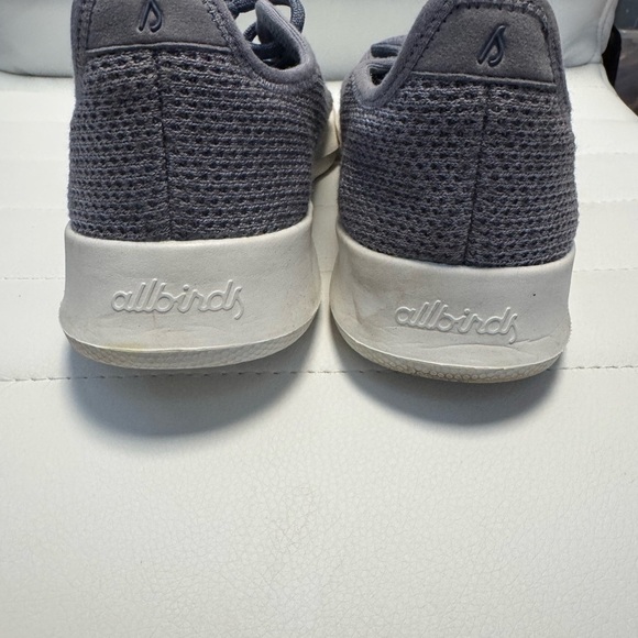Allbirds Women’s Tree Runners - Gray. Size 8 - Picture 3 of 6